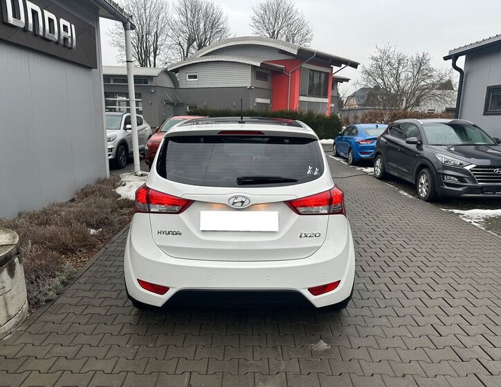 Hyundai ix20 MPV 1,6 l 92 kw