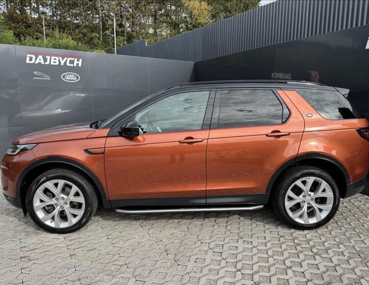Land Rover Discovery Sport 5