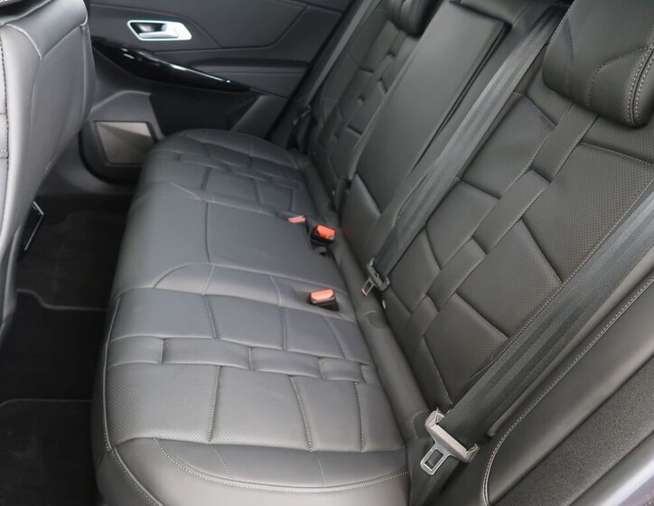 DS Automobiles DS7 Crossback SUV / Terénní 1,5 l 96 kw