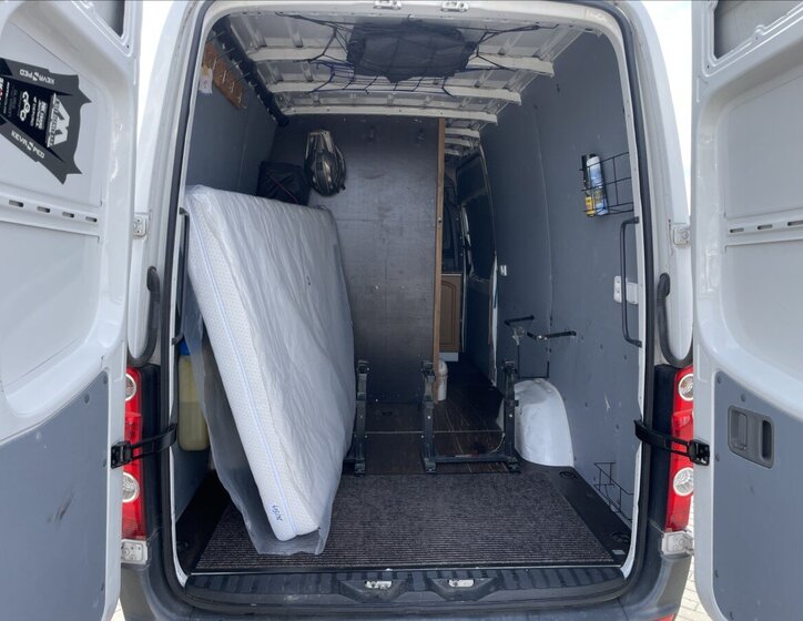 Volkswagen Crafter Skříň 2,0 l 120 kw