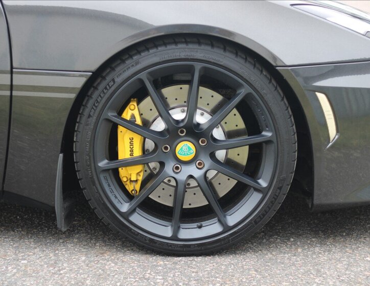 Lotus Ostatní Kupé 3,5 l 306 kw