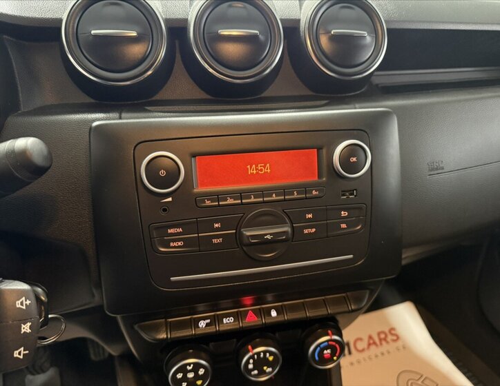 Dacia Duster SUV 999,0 74 kw