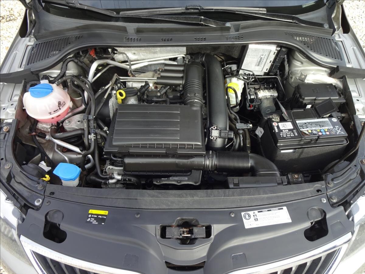 Škoda Rapid Sedan / Limuzína 1,2 l 66 kw