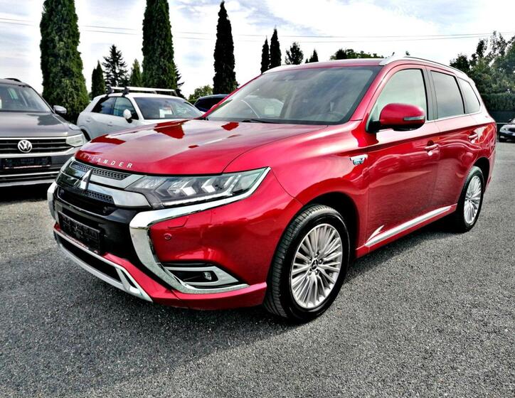 Mitsubishi Outlander 3