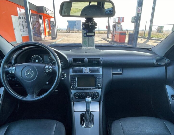 Mercedes-Benz Třídy C Kombi 2,1 l 110 kw