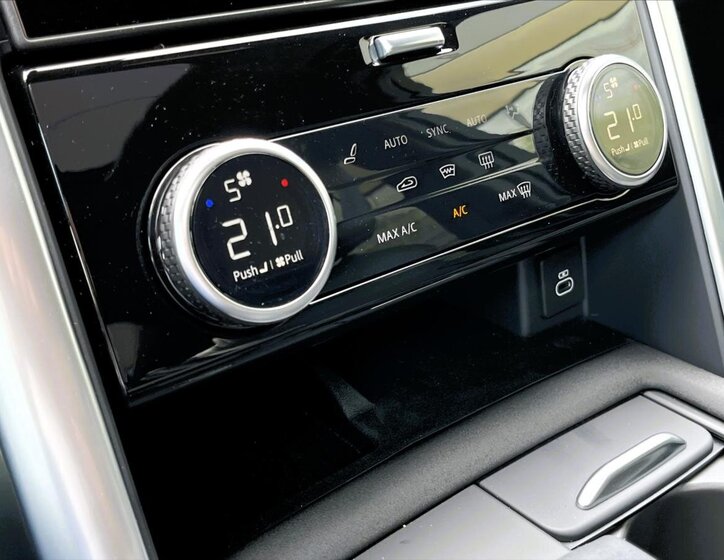 Land Rover Discovery SUV / Terénní 3,0 l 257 kw