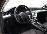 Volkswagen Passat 10