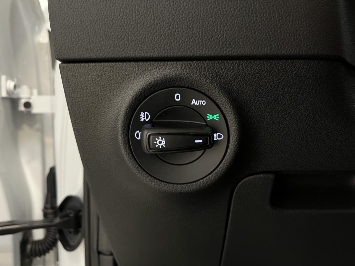 Škoda Karoq SUV 1,5 l 110 kw