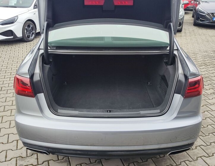 Audi A6 Sedan / Limuzína 3,0 l 200 kw