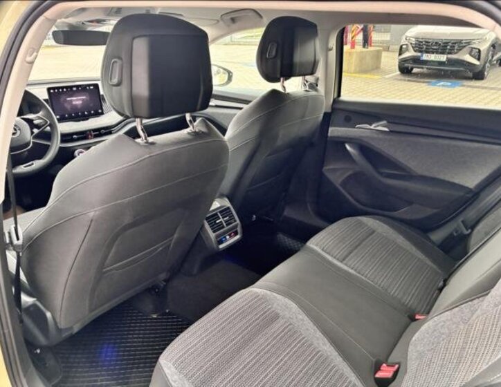 Škoda Superb Kombi 2,0 l 110 kw