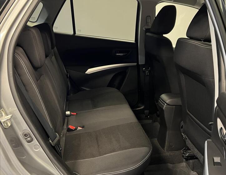 Suzuki SX4 S-Cross 14