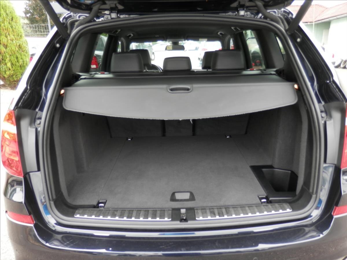 BMW X3 SUV 2,0 l 140 kw