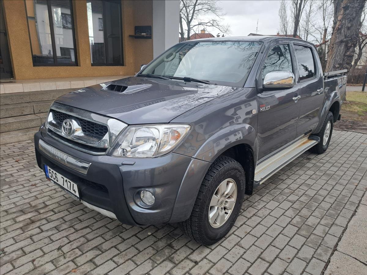 Toyota Hilux Pick-up 2,5 l 106 kw