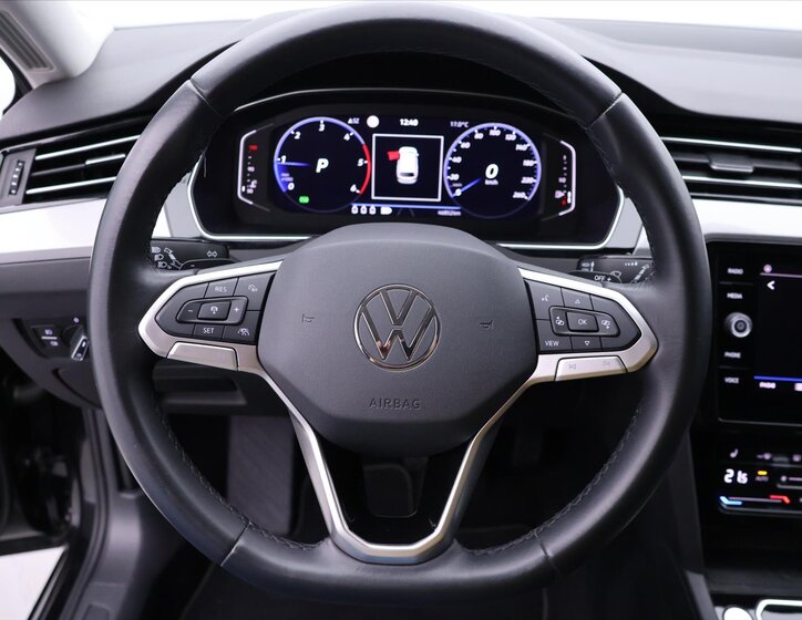 Volkswagen Passat Kombi 2,0 l 147 kw