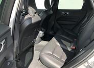 Volvo XC60 13