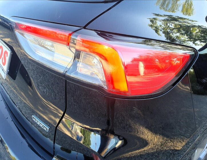 Ford Kuga SUV 2,5 l 112 kw