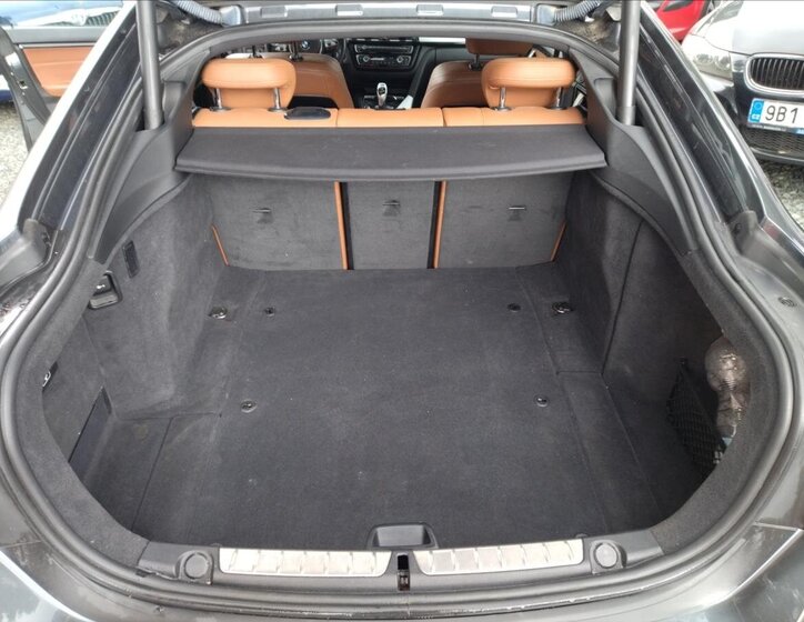 BMW Řada 4 Sedan / Limuzína 2,0 l 140 kw