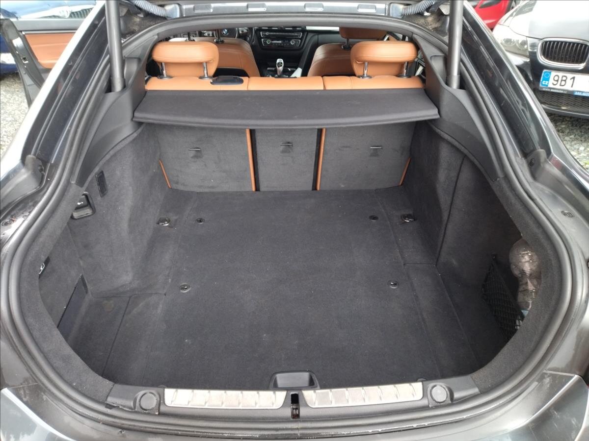 BMW Řada 4 Sedan / Limuzína 2,0 l 140 kw