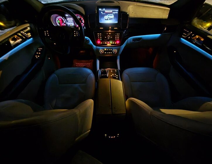 Mercedes-Benz GLS SUV / Terénní 3,0 l 190 kw