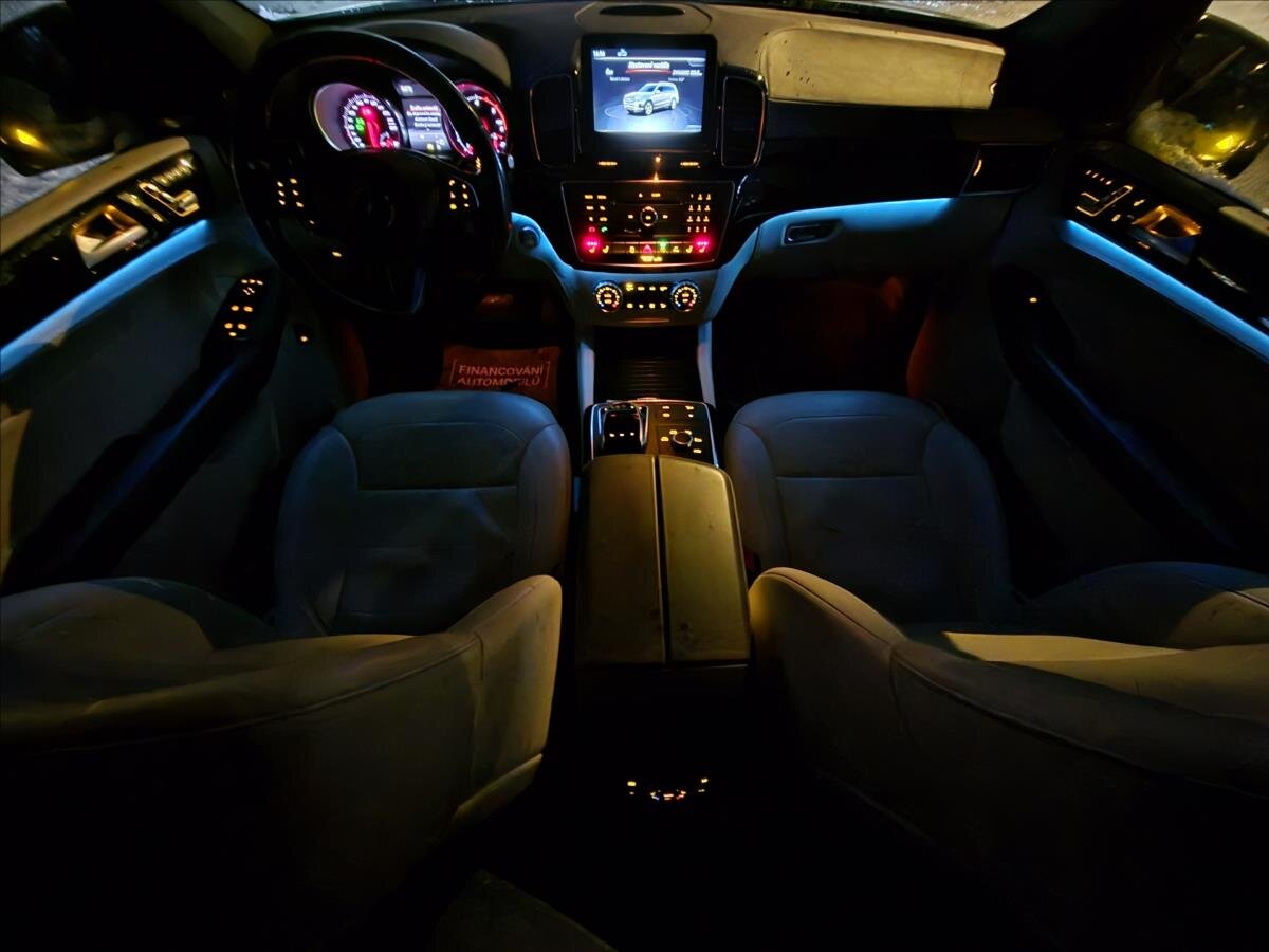 Mercedes-Benz GLS SUV / Terénní 3,0 l 190 kw
