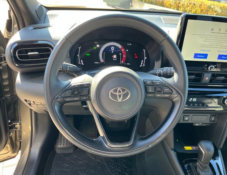 Toyota Yaris Cross SUV / Terénní 1,5 l 68 kw