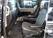 Chrysler Pacifica MPV 3,6 l 221 kw