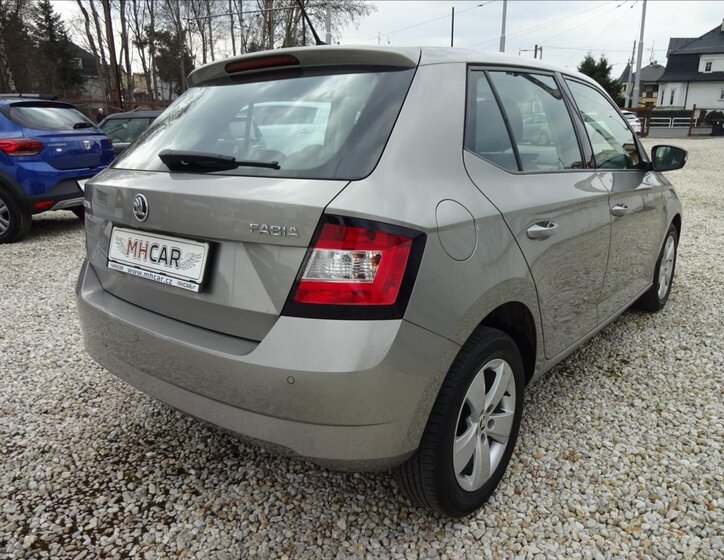 Škoda Fabia Hatchback 999,0 70 kw