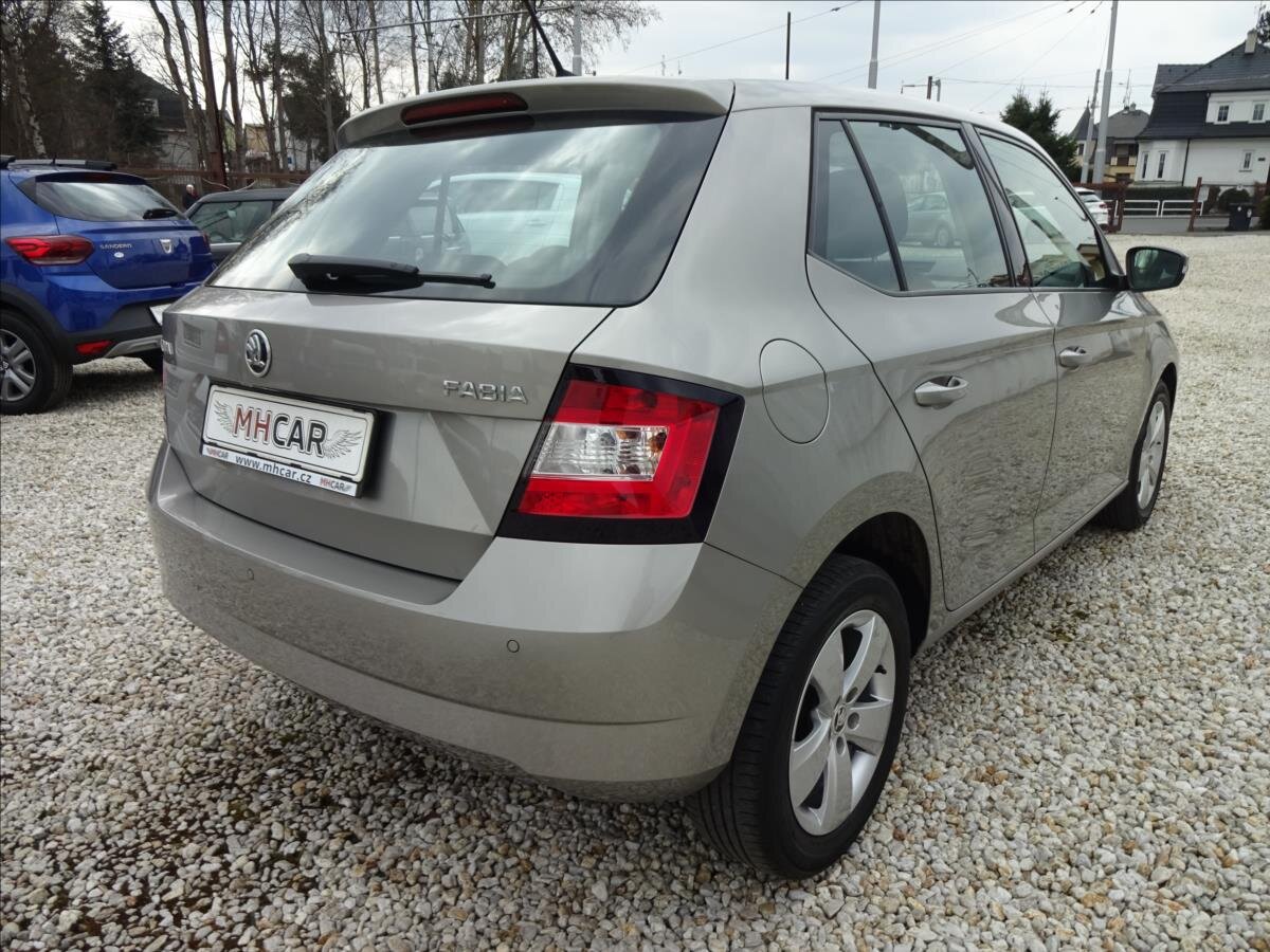 Škoda Fabia Hatchback 999,0 70 kw