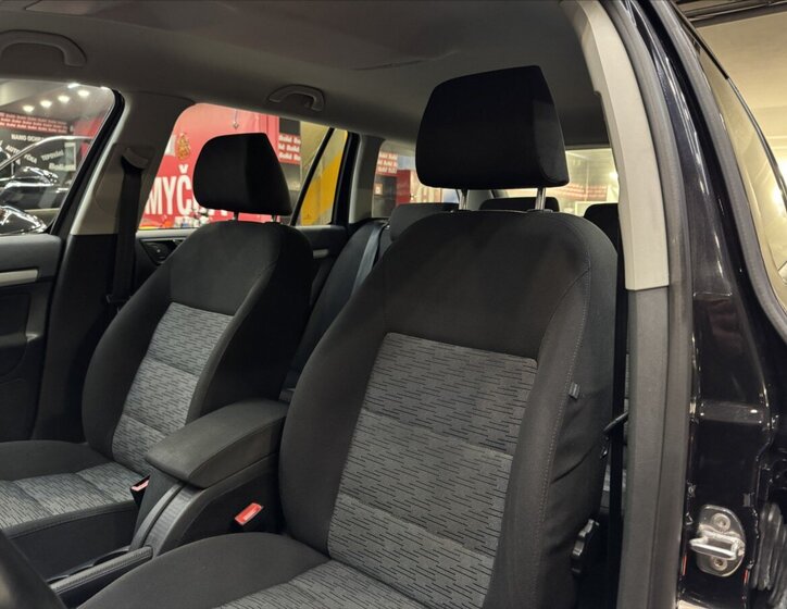 Škoda Octavia Kombi 1,6 l 77 kw