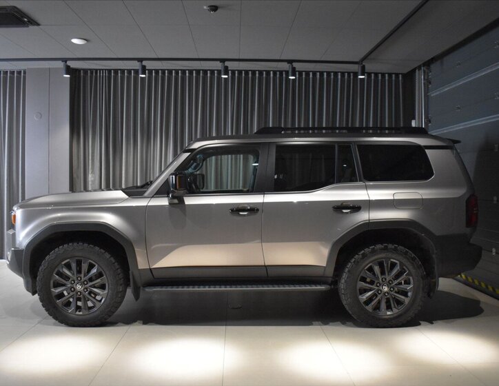 Toyota Land Cruiser SUV / Terénní 2,8 l 151 kw