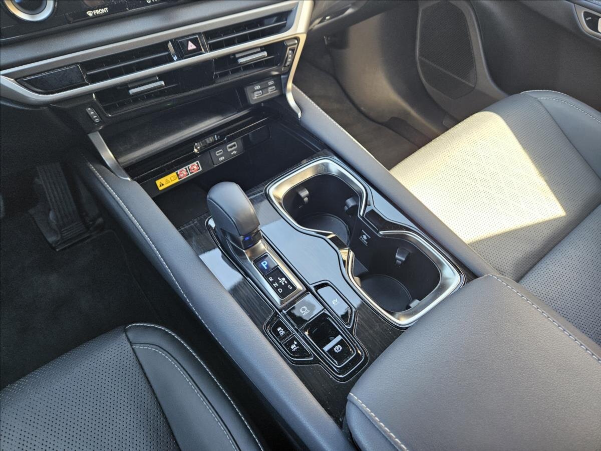 Lexus RX 350h SUV / Terénní 2,5 l 184 kw