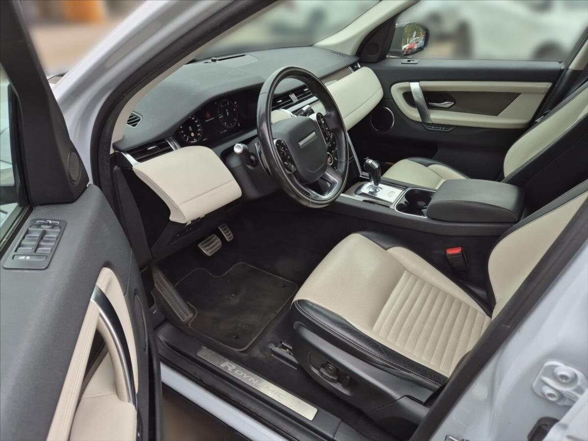 Land Rover Discovery Sport SUV 2,0 l 132 kw