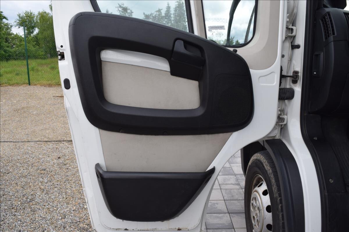 Peugeot Boxer Skříň 2,0 l 120 kw