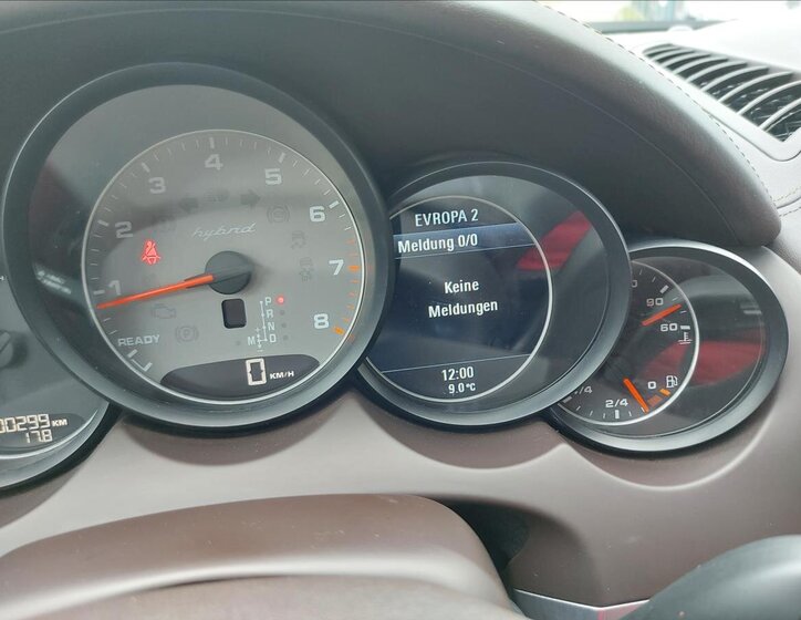 Porsche Cayenne SUV / Terénní 3,0 l 245 kw