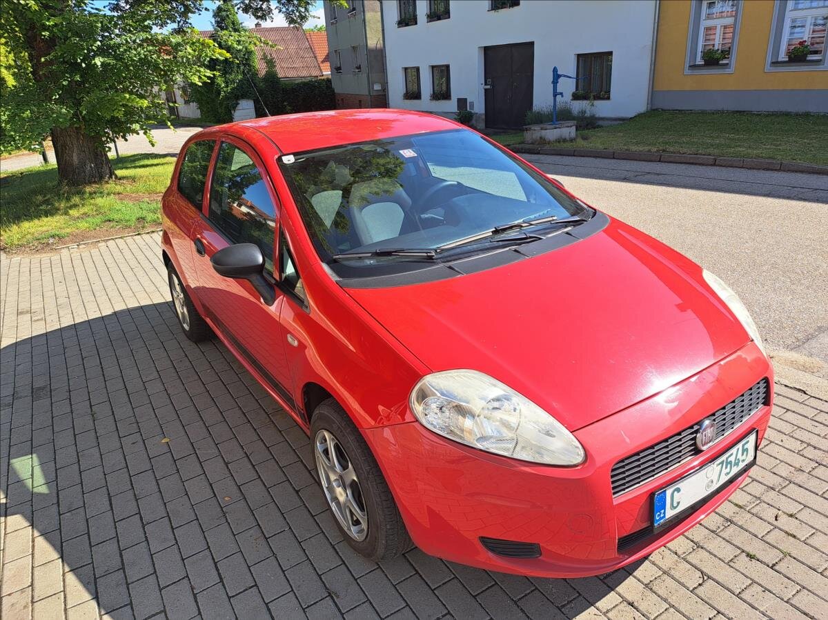 Fiat Grande Punto Kombi 1,2 l 51 kw