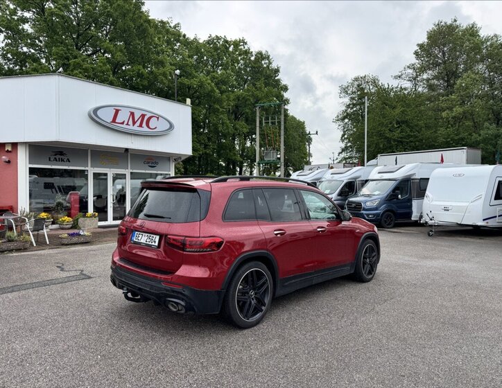 Mercedes-Benz GLB SUV / Terénní 2,0 l 225 kw