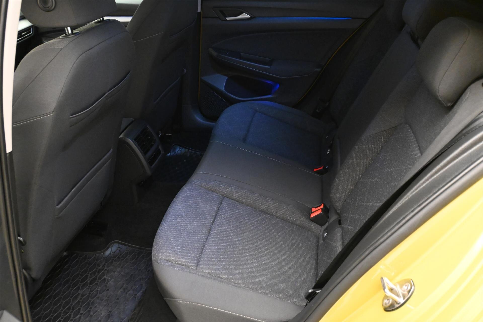 Volkswagen Golf Hatchback 999,0 81 kw