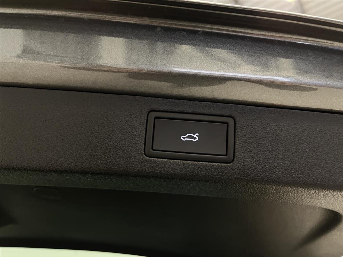 Škoda Kamiq SUV / Terénní 1,5 l 110 kw