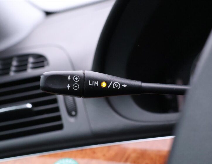 Mercedes-Benz Třídy E 16