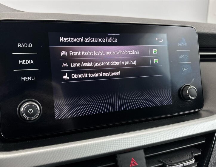 Škoda Scala Hatchback 999,0 85 kw