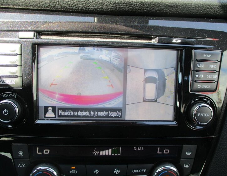 Nissan Qashqai SUV 1,6 l 96 kw