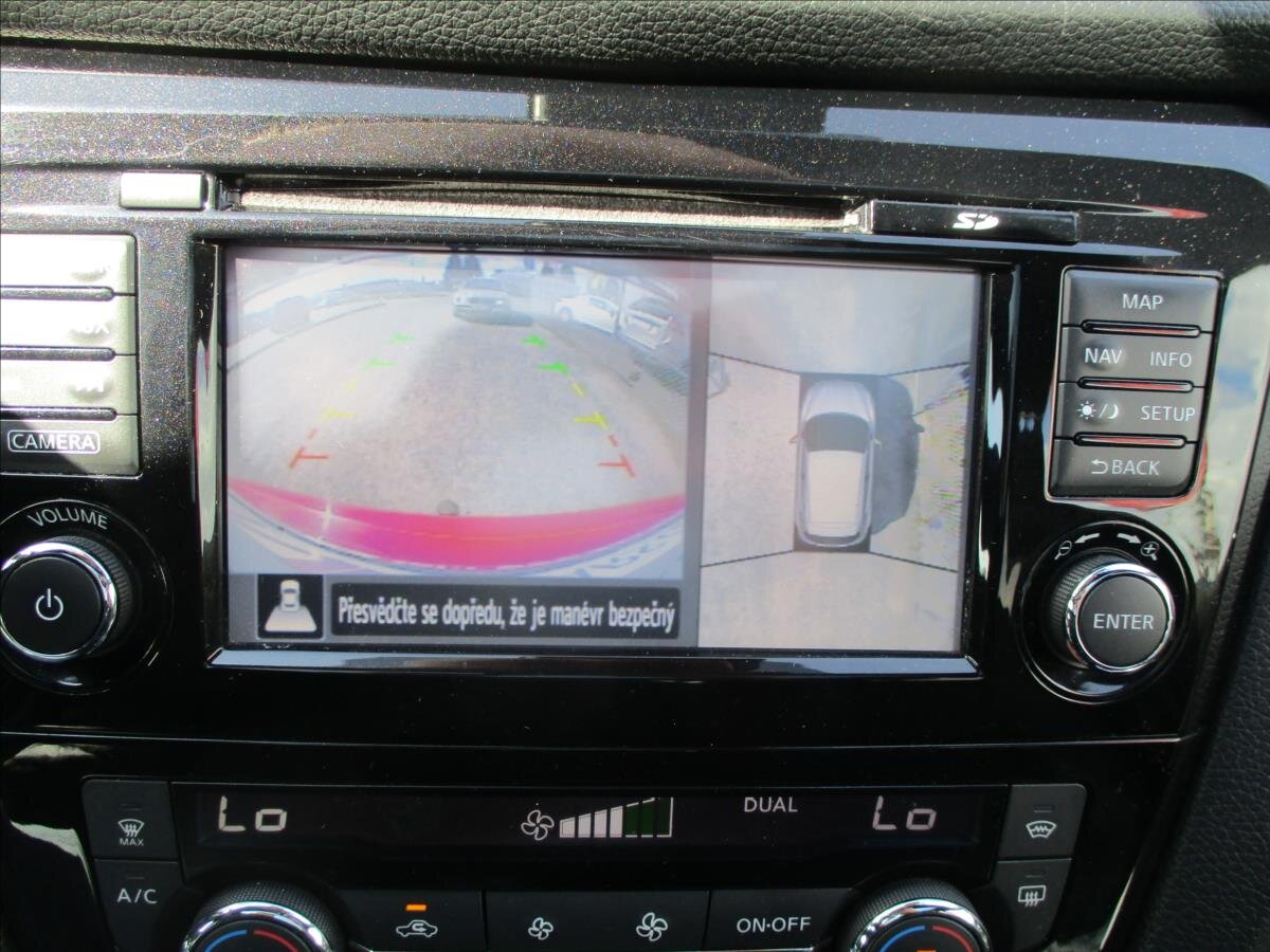 Nissan Qashqai SUV 1,6 l 96 kw