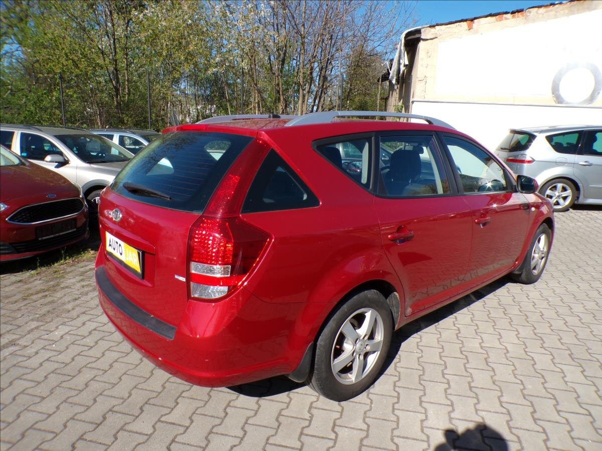 KIA Ceed Kombi 1,4 l 77 kw