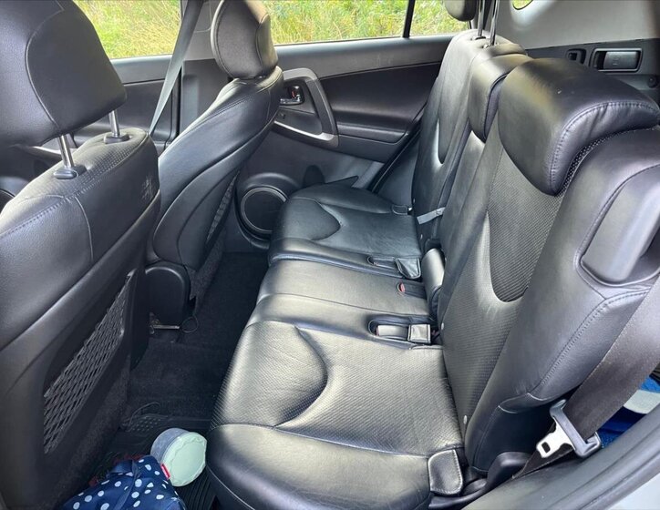 Toyota RAV4 7