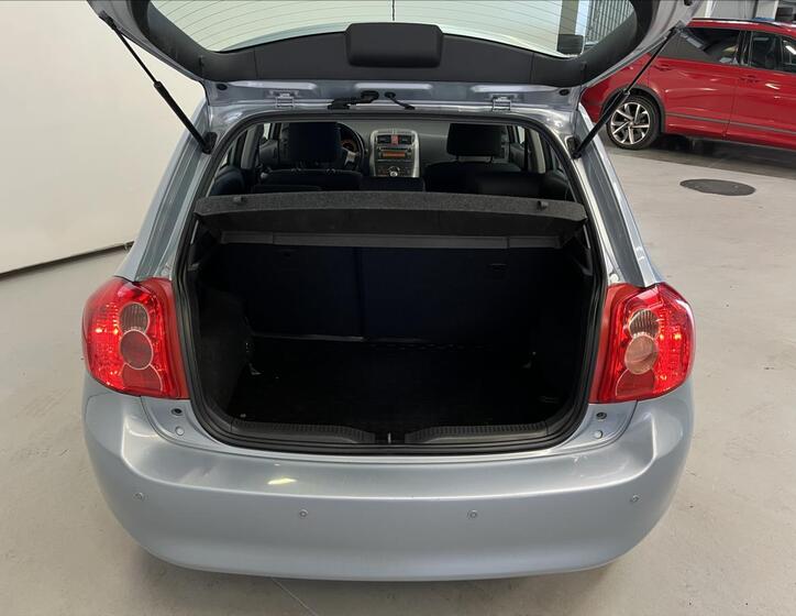Toyota Auris 22