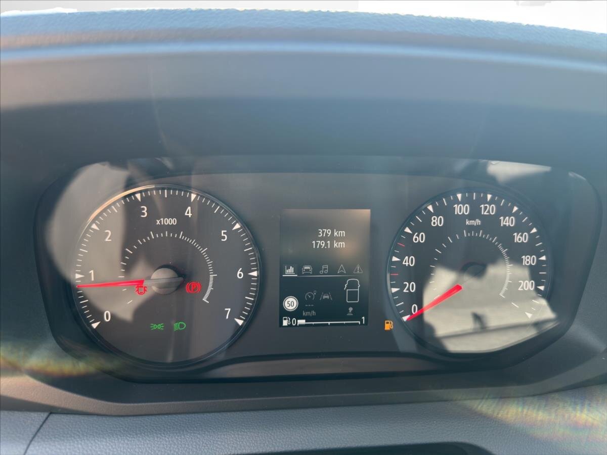 Nissan Interstar Ostatní 2,0 l 110 kw