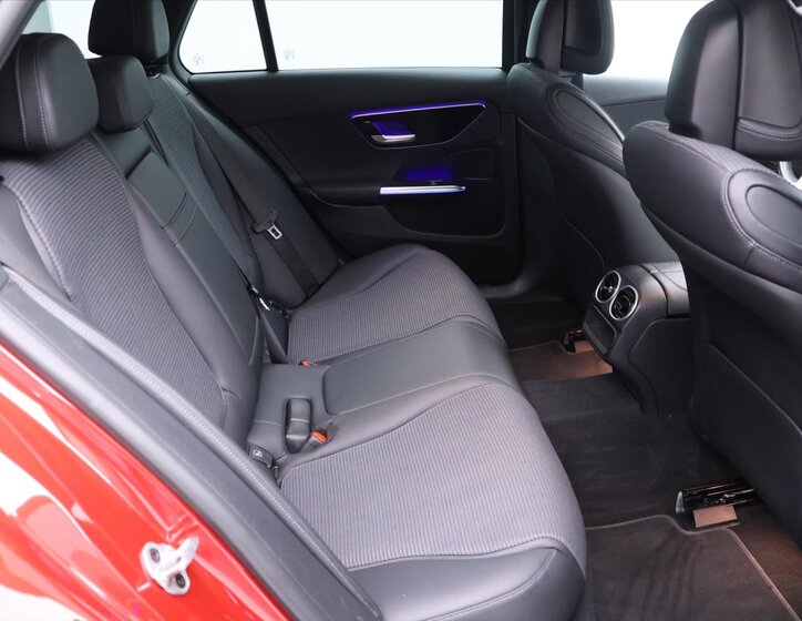 Mercedes-Benz Třídy C Kombi 2,0 l 147 kw