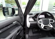 Land Rover Defender 8