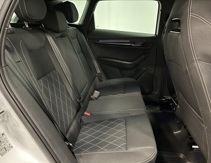 Škoda Karoq SUV 1,5 l 110 kw