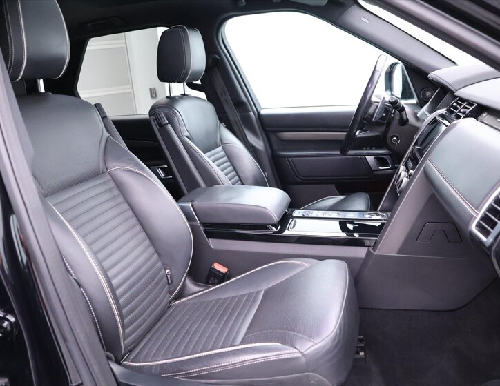 Land Rover Discovery 15